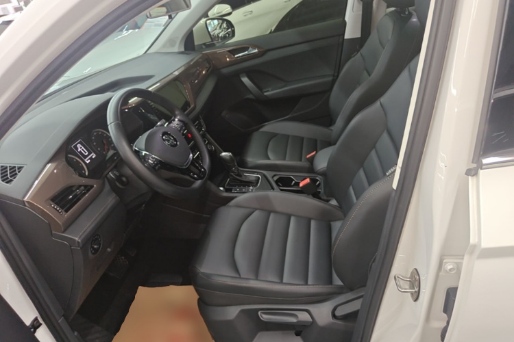 Volkswagen Tharu 2020 #15 Volkswagen Tharu 2020 car image #15