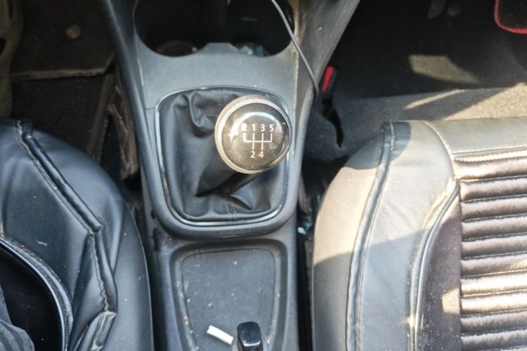 Volkswagen Polo 2019 #14 Volkswagen Polo 2019 car image #14