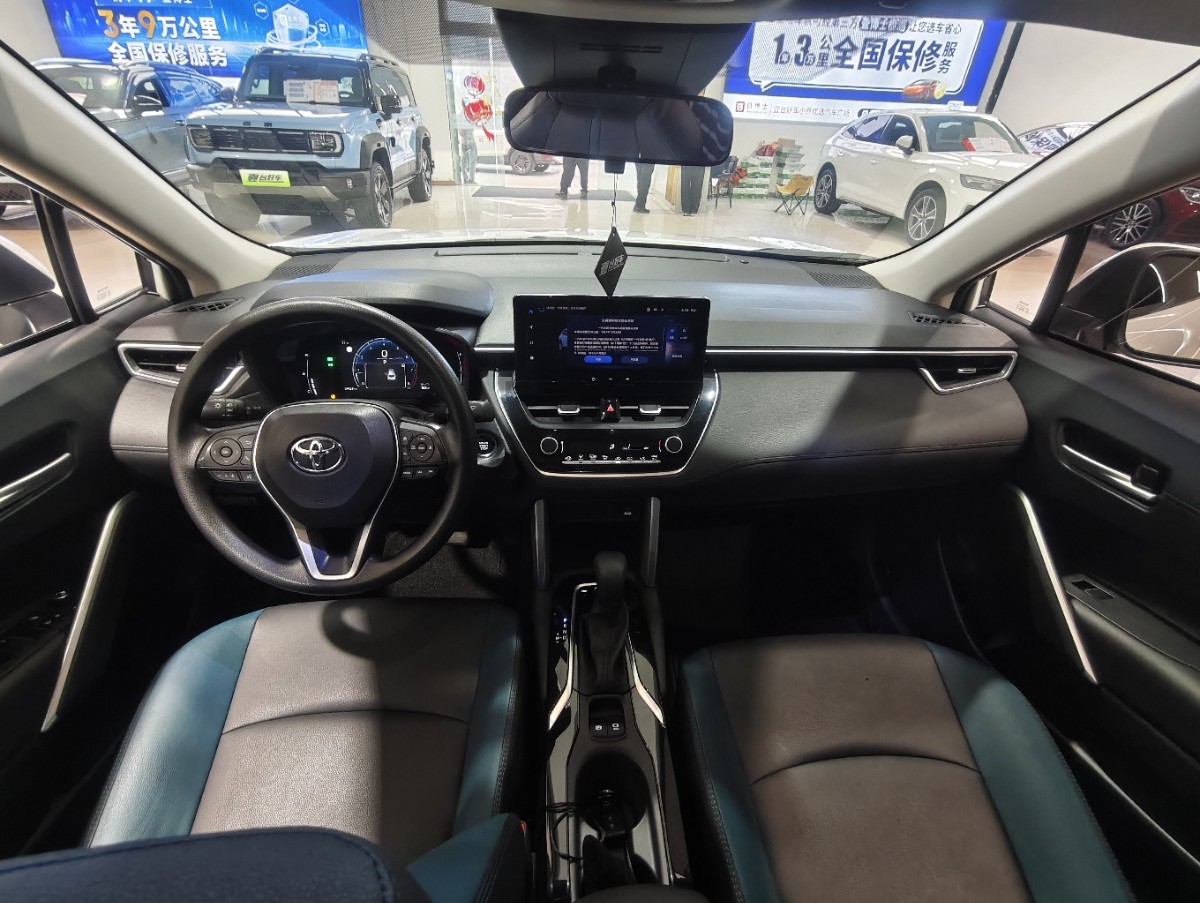 Toyota Corolla Cross 2023 изображение автомобиля #6