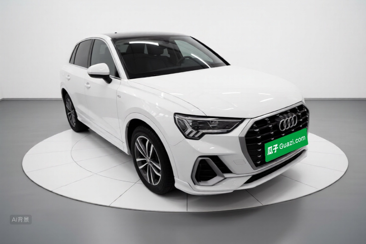 Audi Q3 2021 car image #4