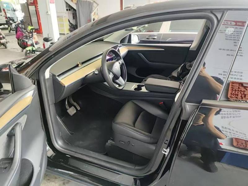 Tesla Model Y 2021 #5 Tesla Model Y 2021 car image #5