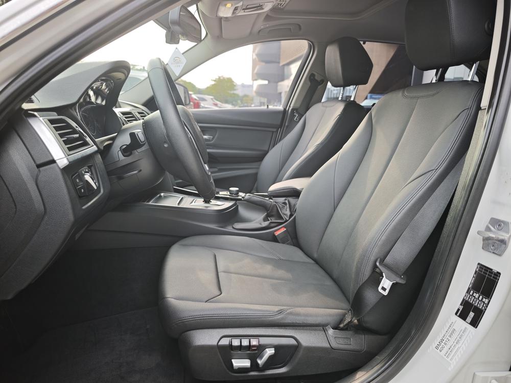BMW 3 Series 2016 #19 BMW 3 Series 2016 car image #19