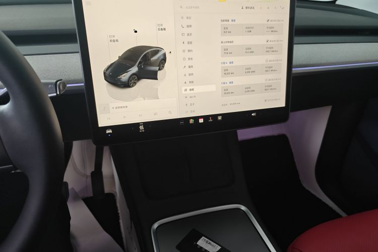 Tesla Model Y 2024 #13 Tesla Model Y 2024 car image #13