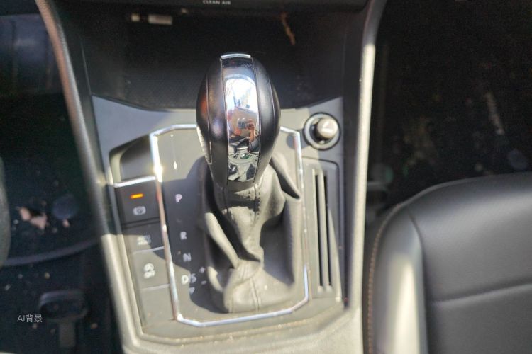 Volkswagen Lavida 2021 car image #16
