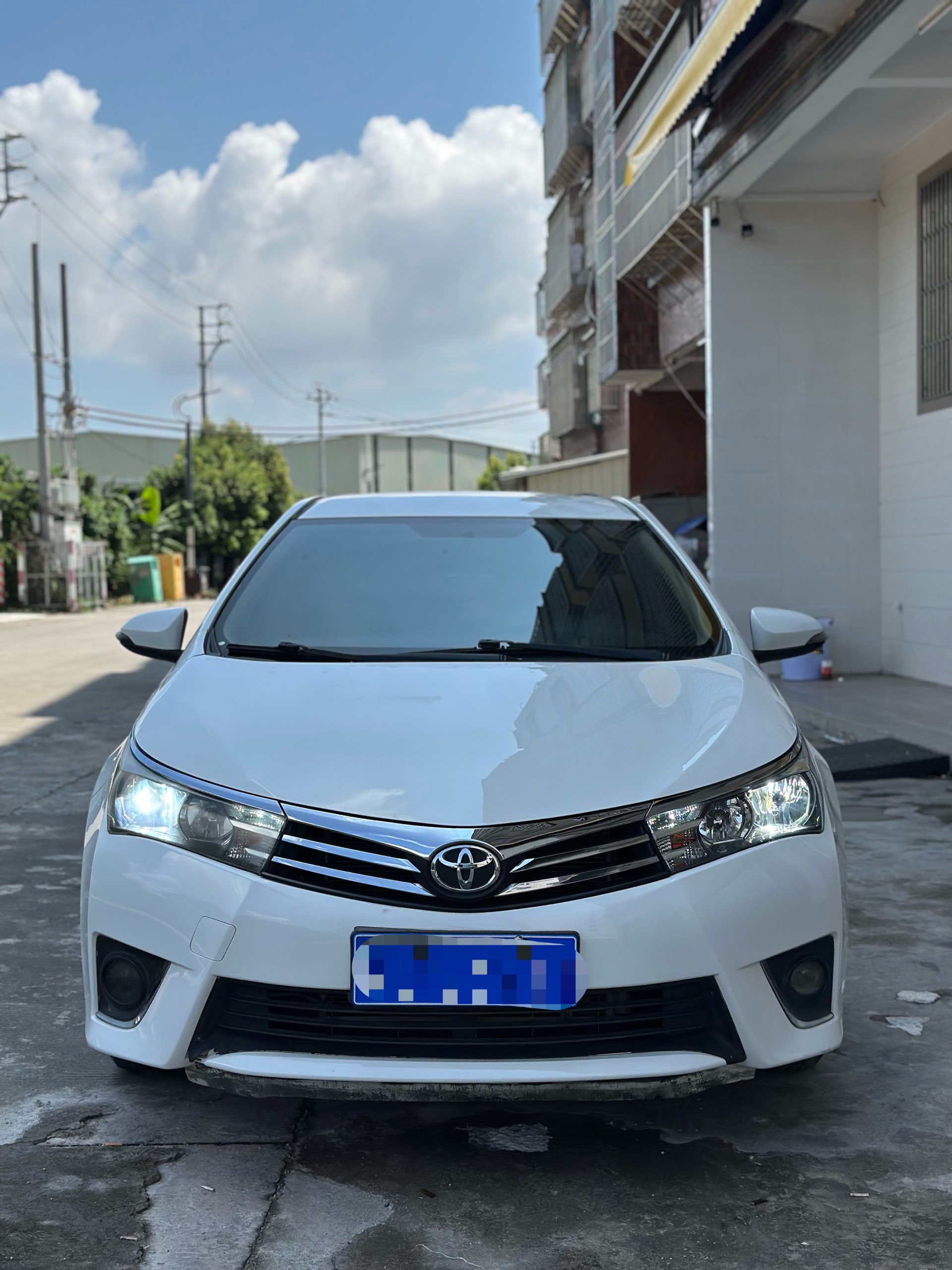 Toyota Corolla 2015 car image #2