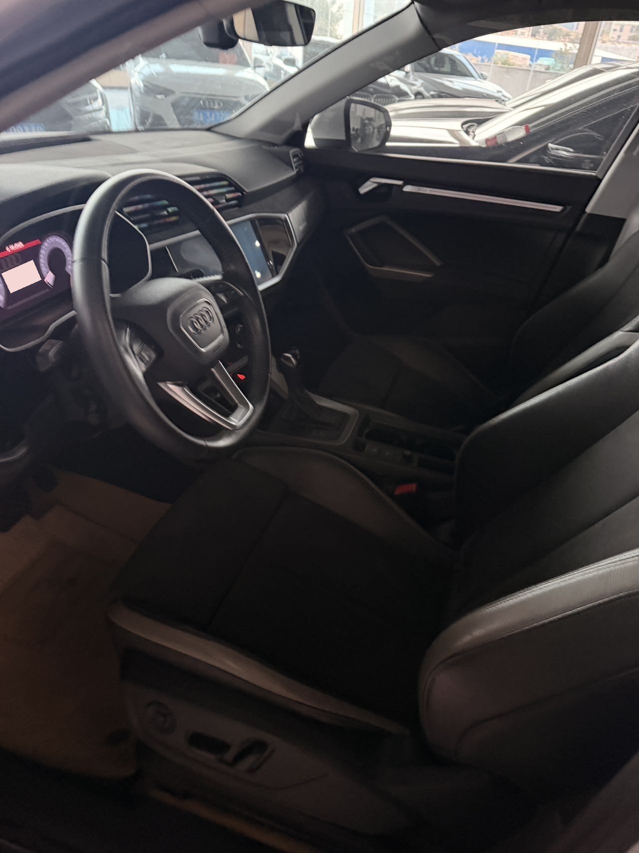 2020 изображение автомобиля #2