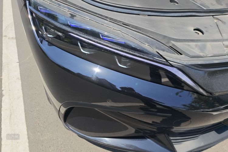 BYD Han 2023 car image #8