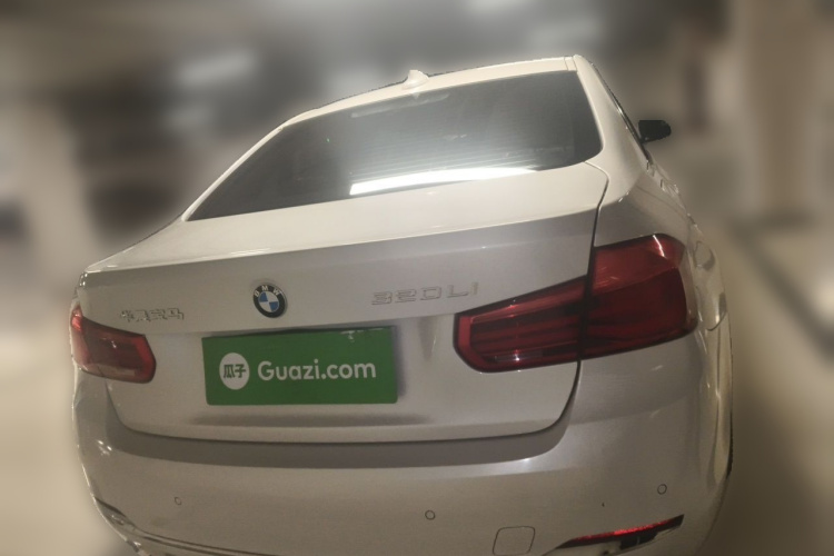 BMW 3 Series 2015 car image #6