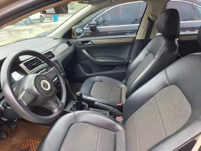 Volkswagen Santana 2014 car image #6