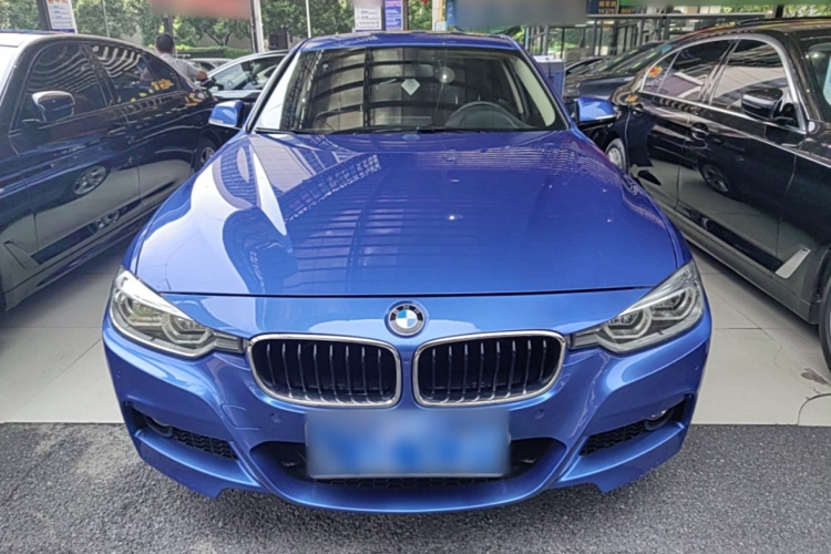 BMW 3 Series 2019 #3 BMW 3 Series 2019 car image #3
