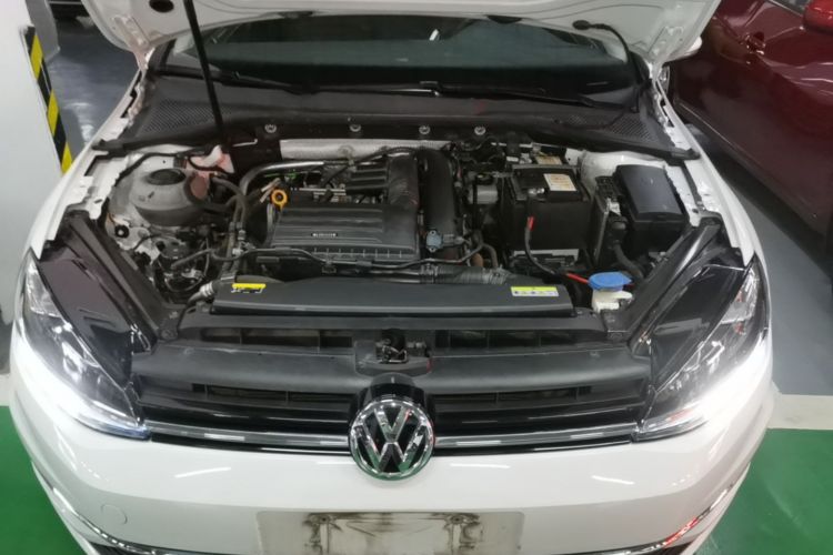 Volkswagen Golf 2020 #22 Volkswagen Golf 2020 car image #22