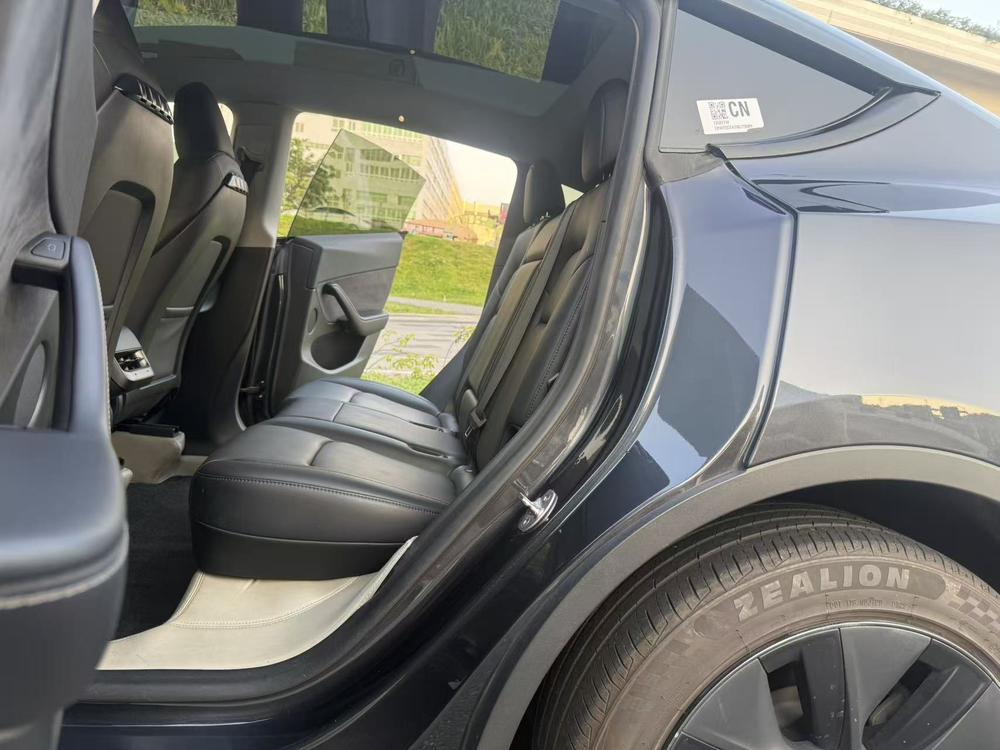 Tesla Model Y 2024 #13 Tesla Model Y 2024 immagine di auto #13