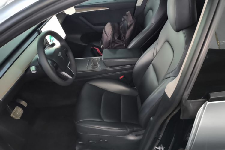 Tesla Model Y 2021 #15 Tesla Model Y 2021 car image #15