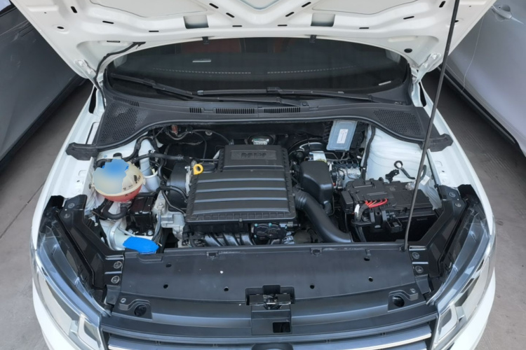 Volkswagen Santana 2018 car image #20