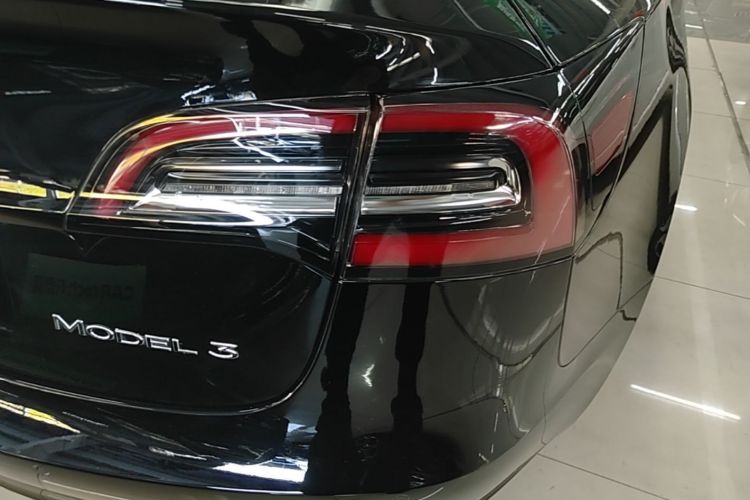 Tesla Model 3 2020 imagem de carro #8