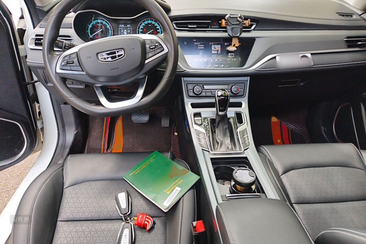 GEELY Emgrand 2022 #11 GEELY Emgrand 2022 car image #11