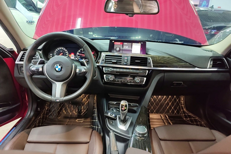 BMW 3 Series 2018 #10 BMW 3 Series 2018 image de voiture #10