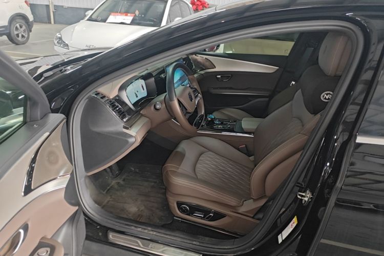 BYD Han 2024 car image #15