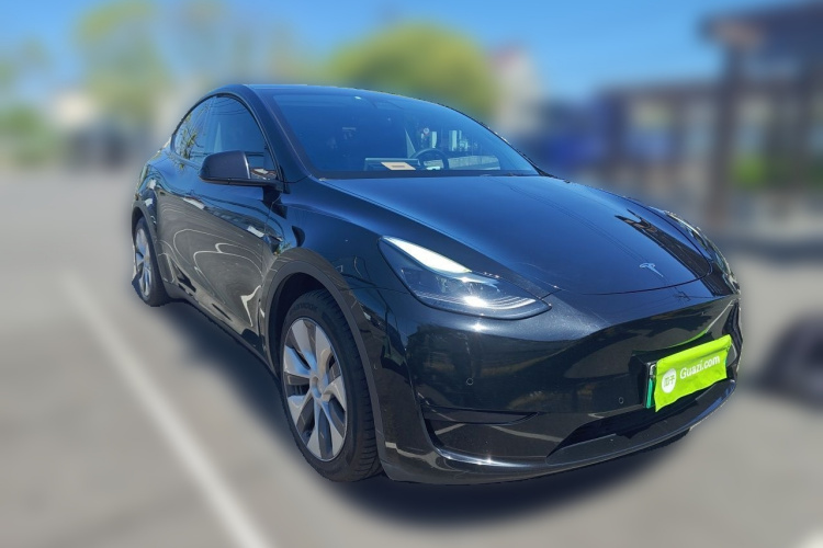 Tesla Model Y 2022 #4 Tesla Model Y 2022 car image #4