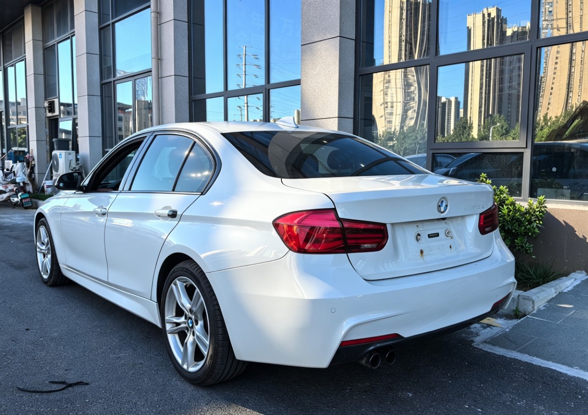 BMW 3 Series 2017 car image #9