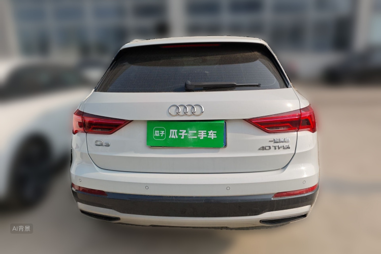 Audi Q3 2020 car image #6