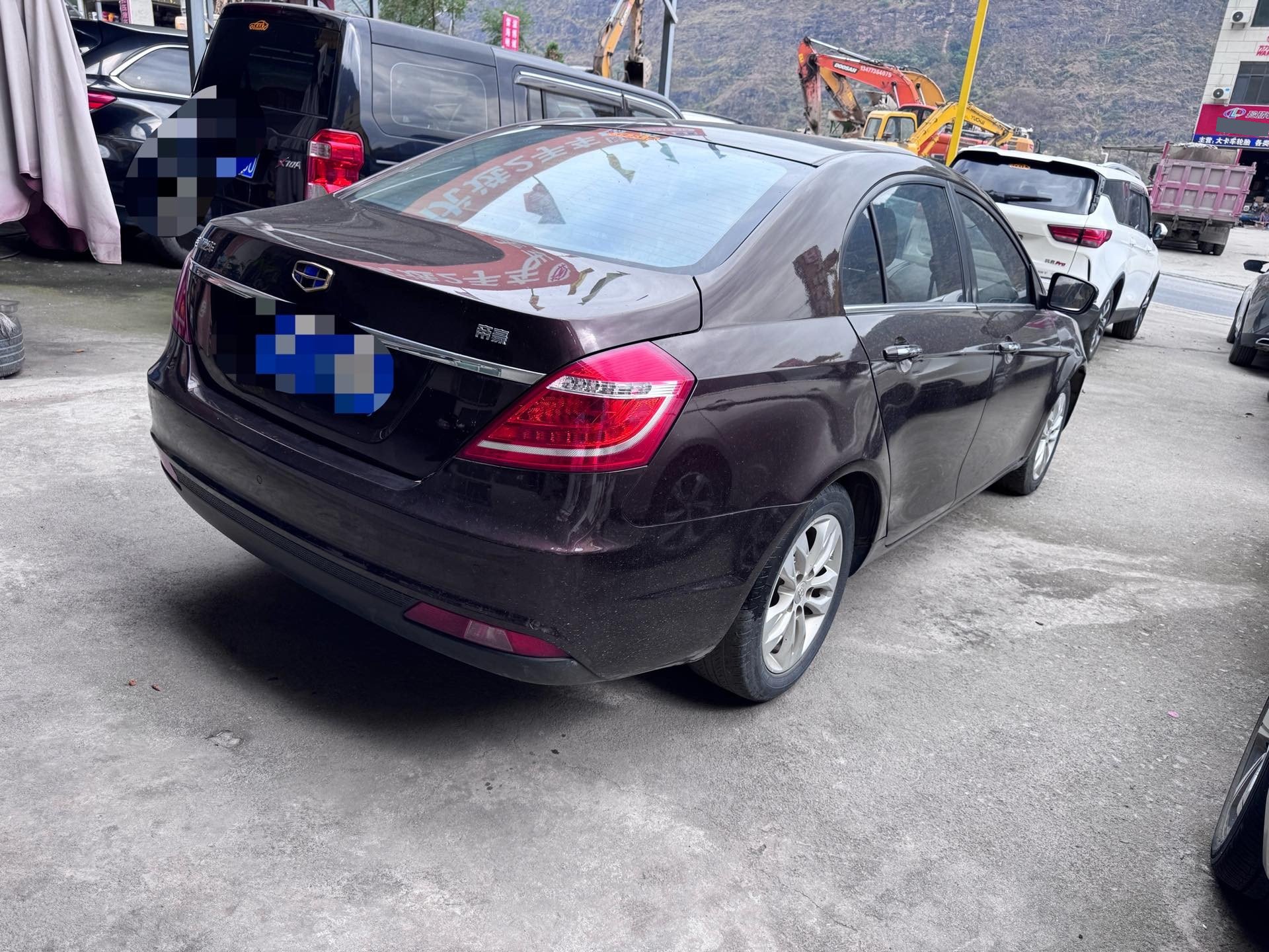 GEELY Emgrand 2016 صورة سيارة #3