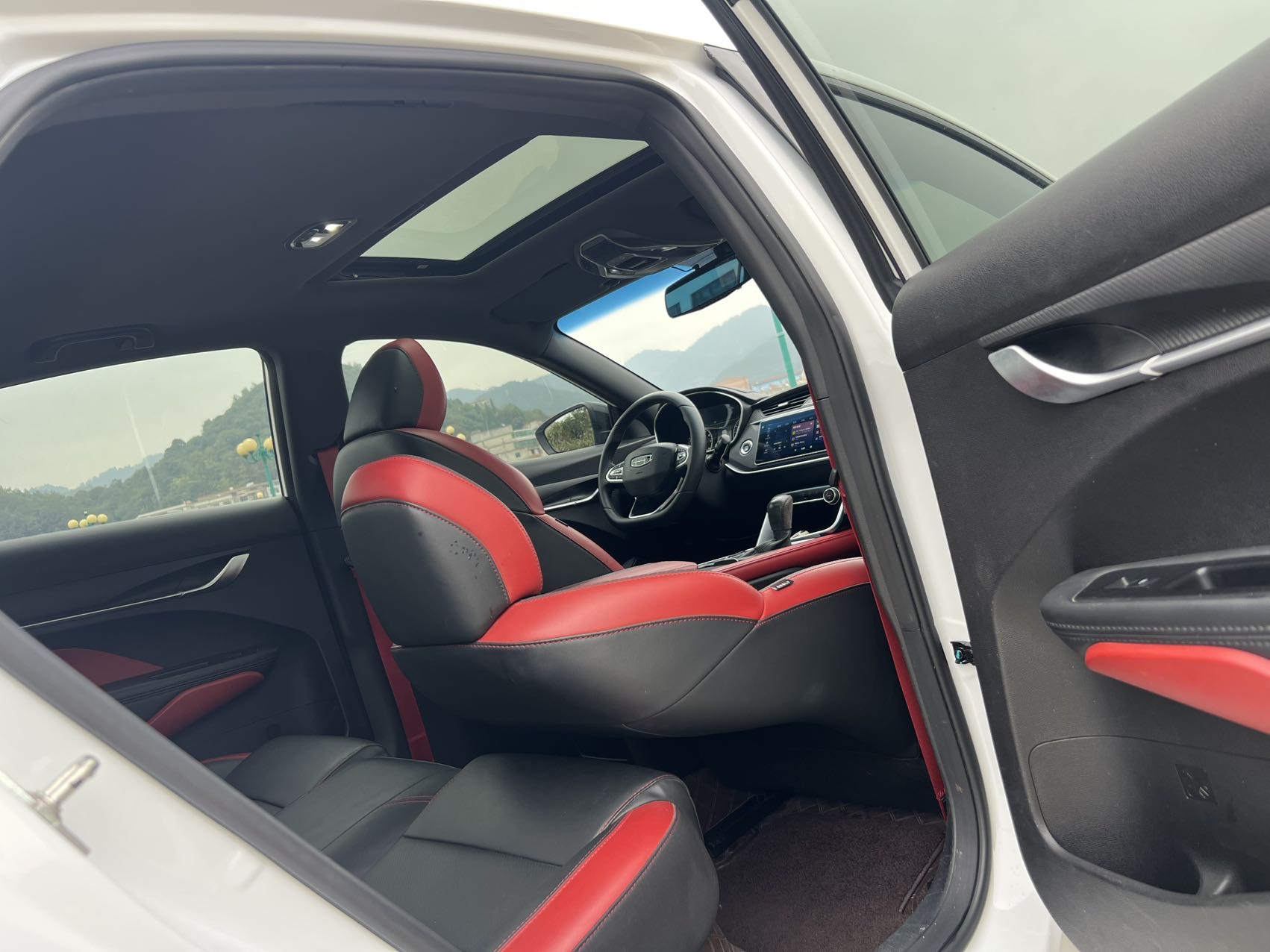 GEELY Binray 2021 imagem de carro #7