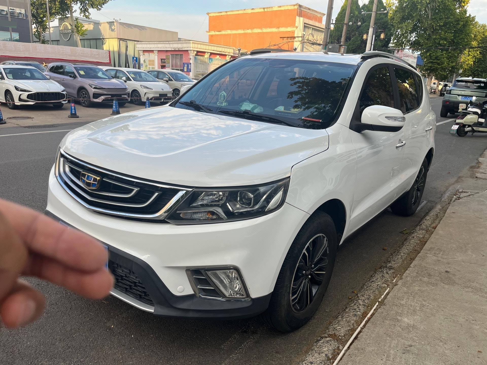 GEELY Vision X6 2017 car image 