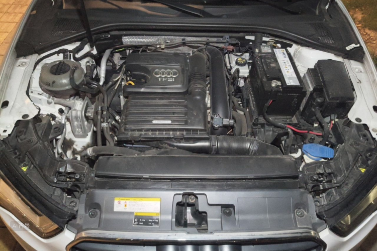 Audi A3 2016 immagine di auto #22