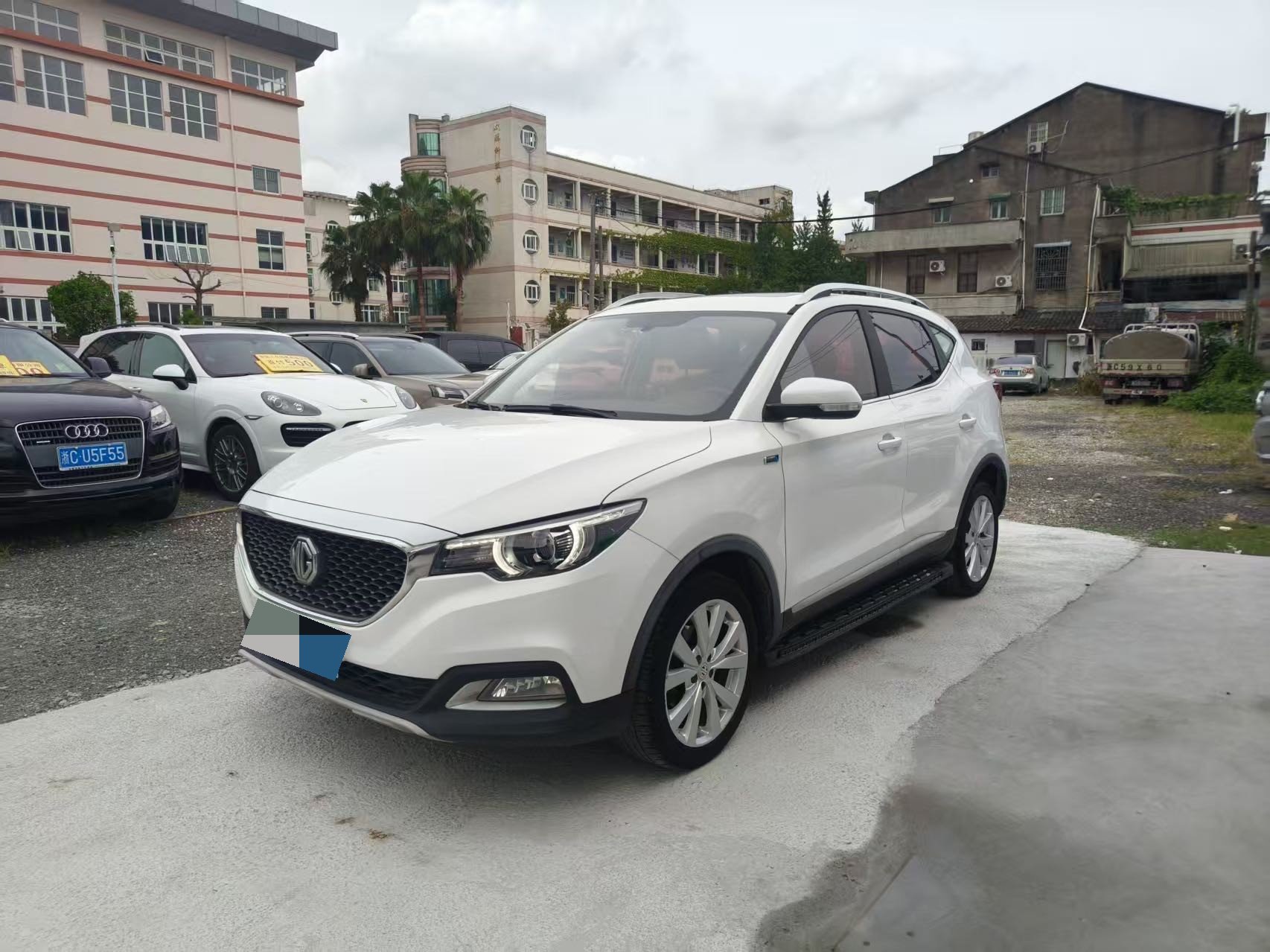 MG ZS 2018 car image 