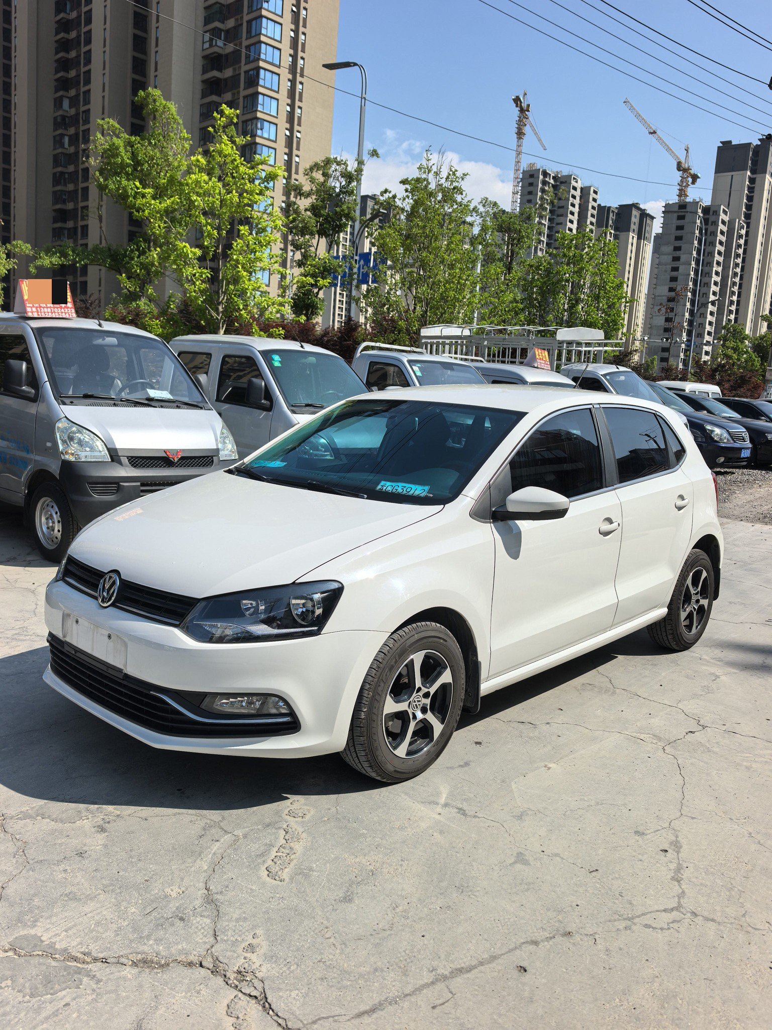 Volkswagen Polo 2017 Volkswagen Polo 2017 car image