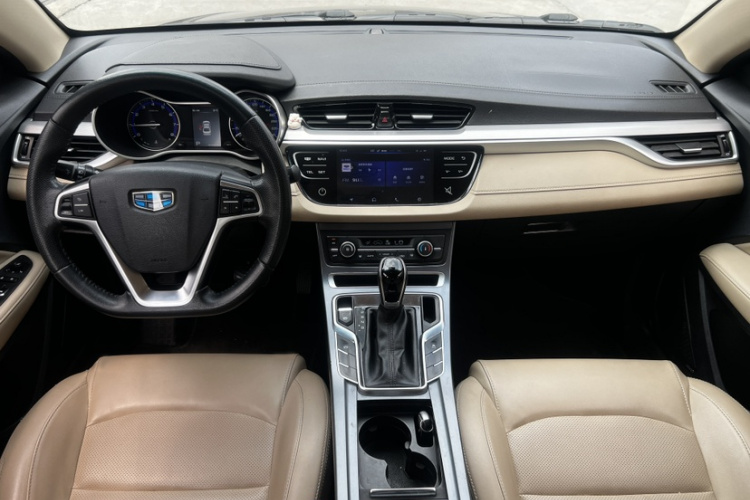GEELY Emgrand 2018 immagine di auto #9