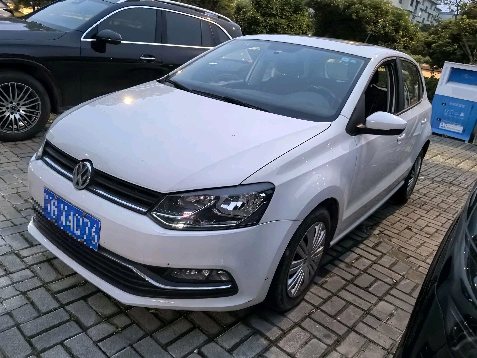Volkswagen Polo 2018 car image 