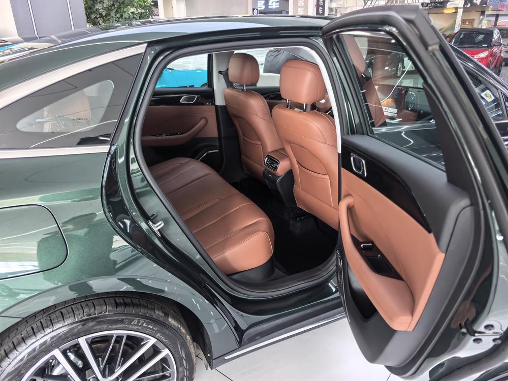 GEELY Emgrand 2025 #18 GEELY Emgrand 2025 صورة سيارة #18