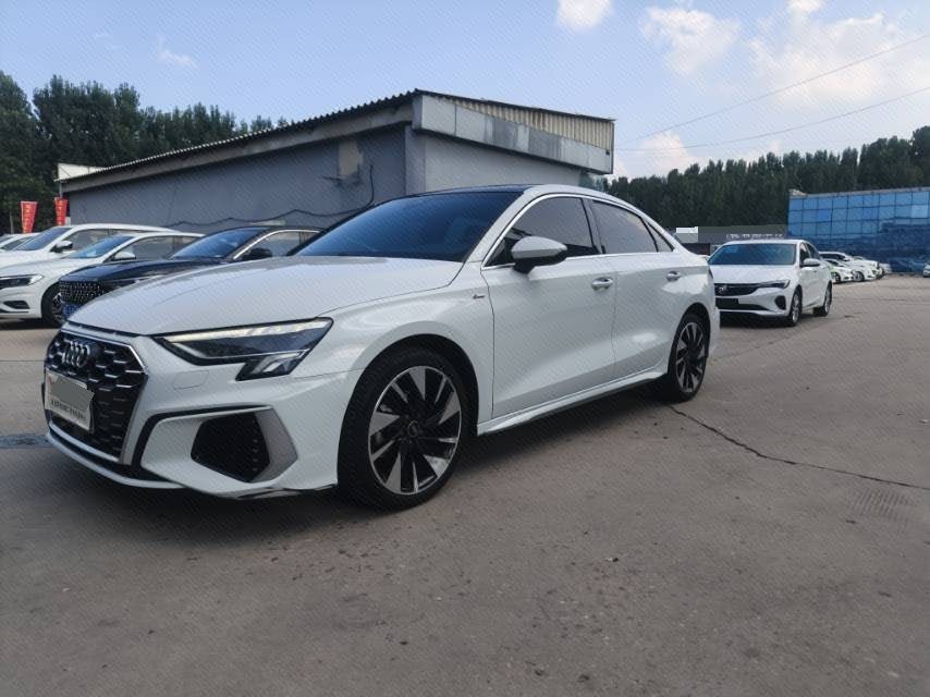 2022 2022 immagine di auto