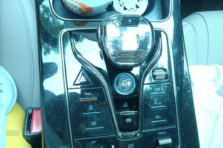 BYD Han 2024 #16 BYD Han 2024 car image #16
