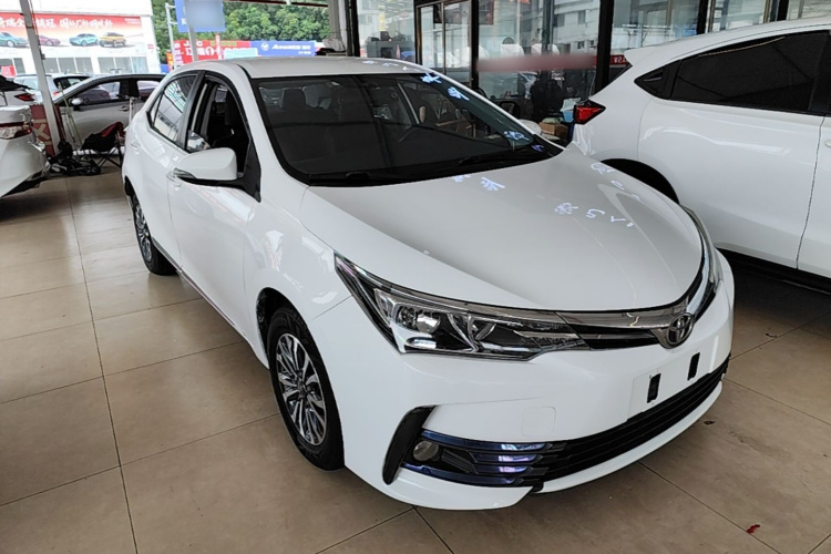 Toyota Corolla 2017 #4 Toyota Corolla 2017 car image #4