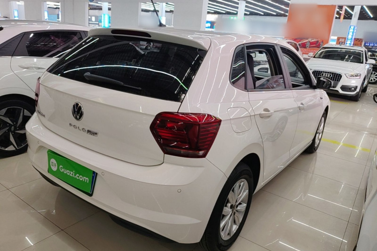 Volkswagen Polo 2022 car image #7