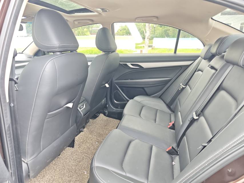 GEELY Emgrand 2019 #7 GEELY Emgrand 2019 car image #7