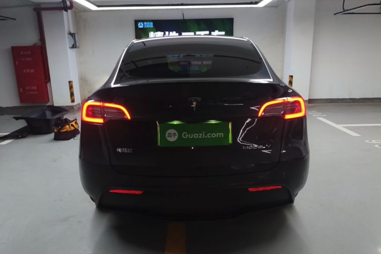 Tesla Model Y 2024 #6 Tesla Model Y 2024 immagine di auto #6
