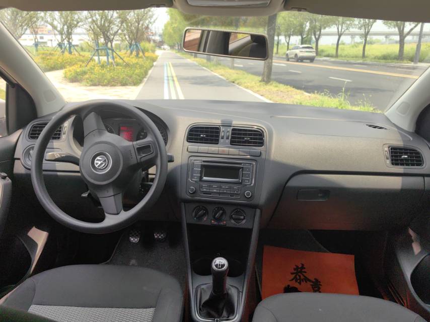 Volkswagen Polo 2013 #8 Volkswagen Polo 2013 car image #8