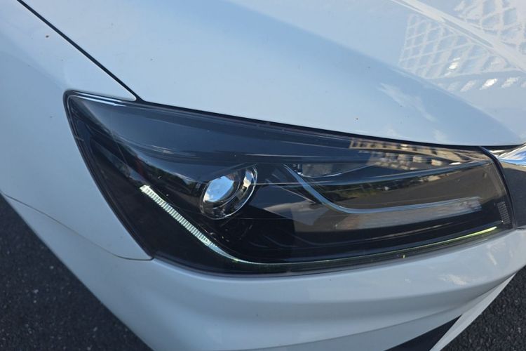 GEELY Emgrand 2021 #8 GEELY Emgrand 2021 car image #8