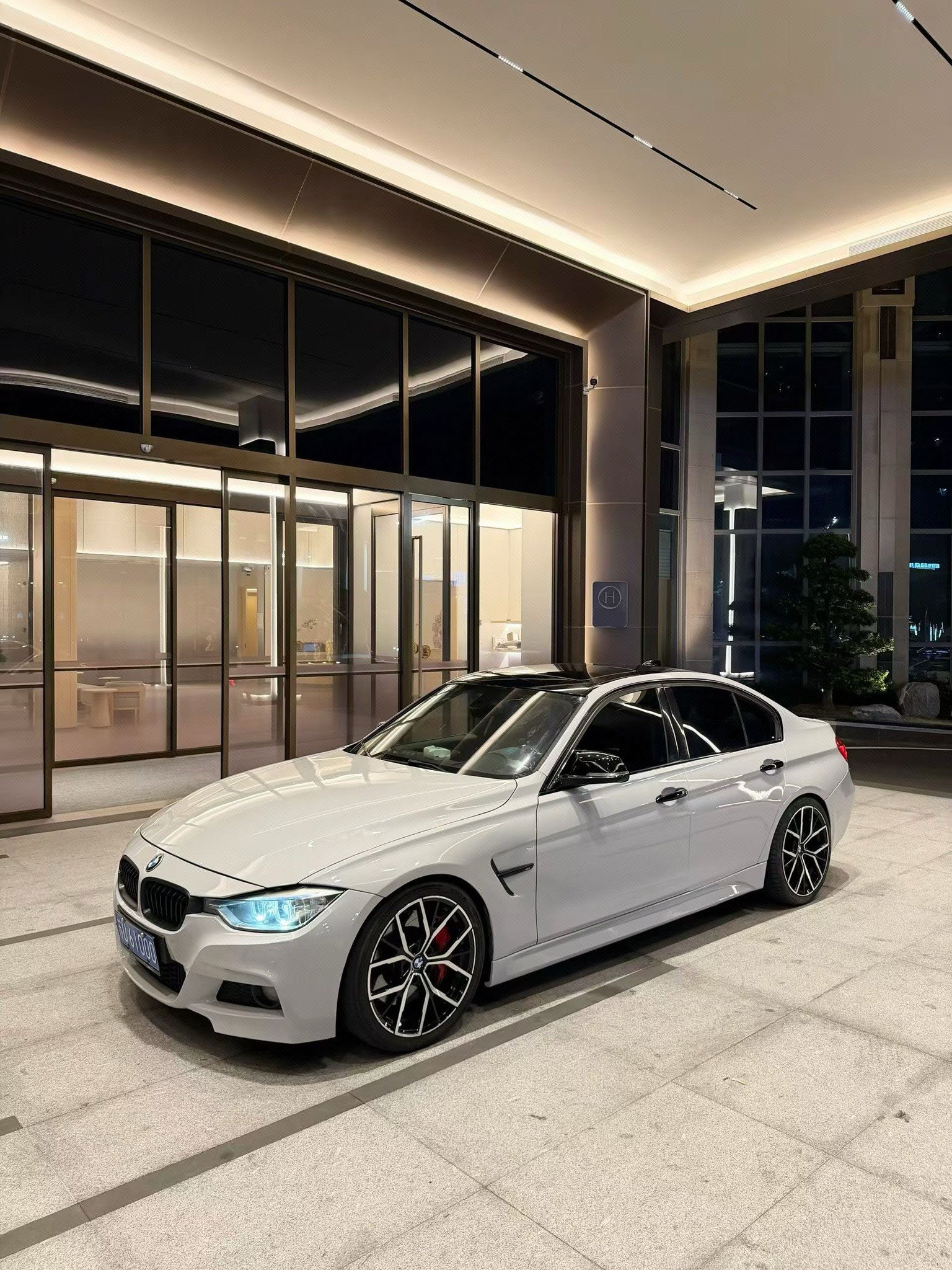 BMW 3 Series (Imported) 2014 BMW 3 Series (Imported) 2014 car image