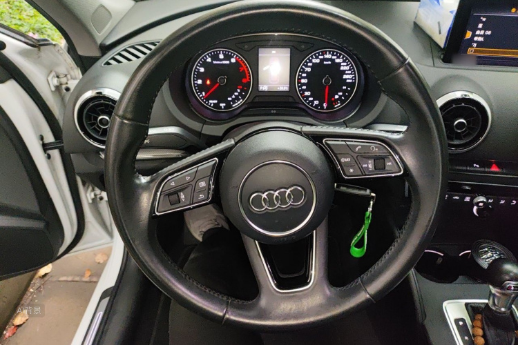 Audi A3 2017 car image #12