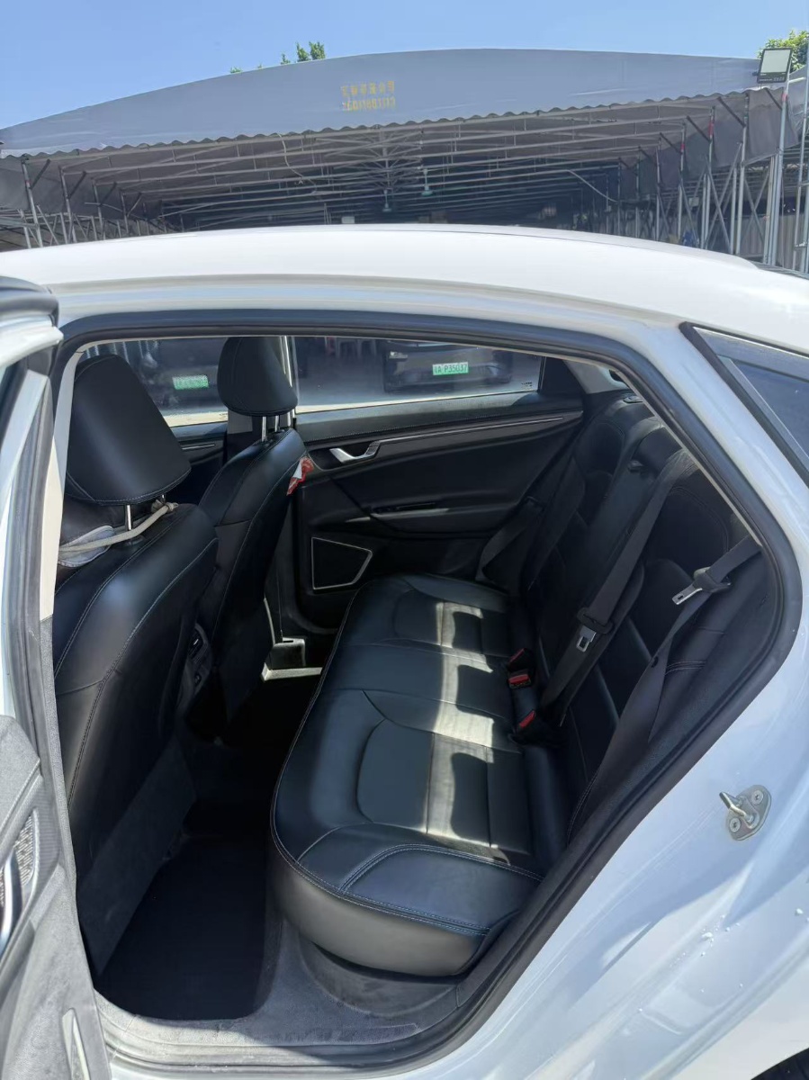 GEELY Emgrand New Energy 2021 #6 GEELY Emgrand New Energy 2021 image de voiture #6