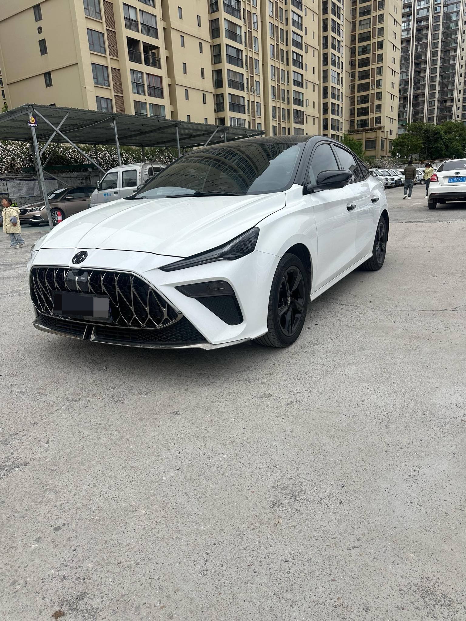 MG 5 Scorpio 2023 汽车图片 