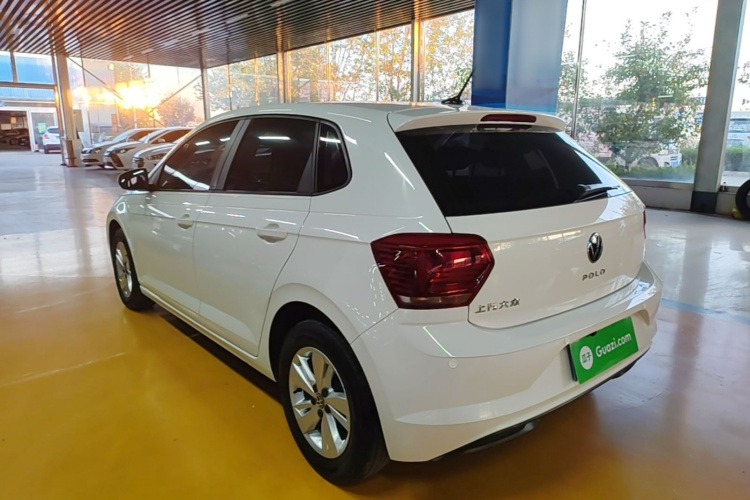 Volkswagen Polo 2021 صورة سيارة #7