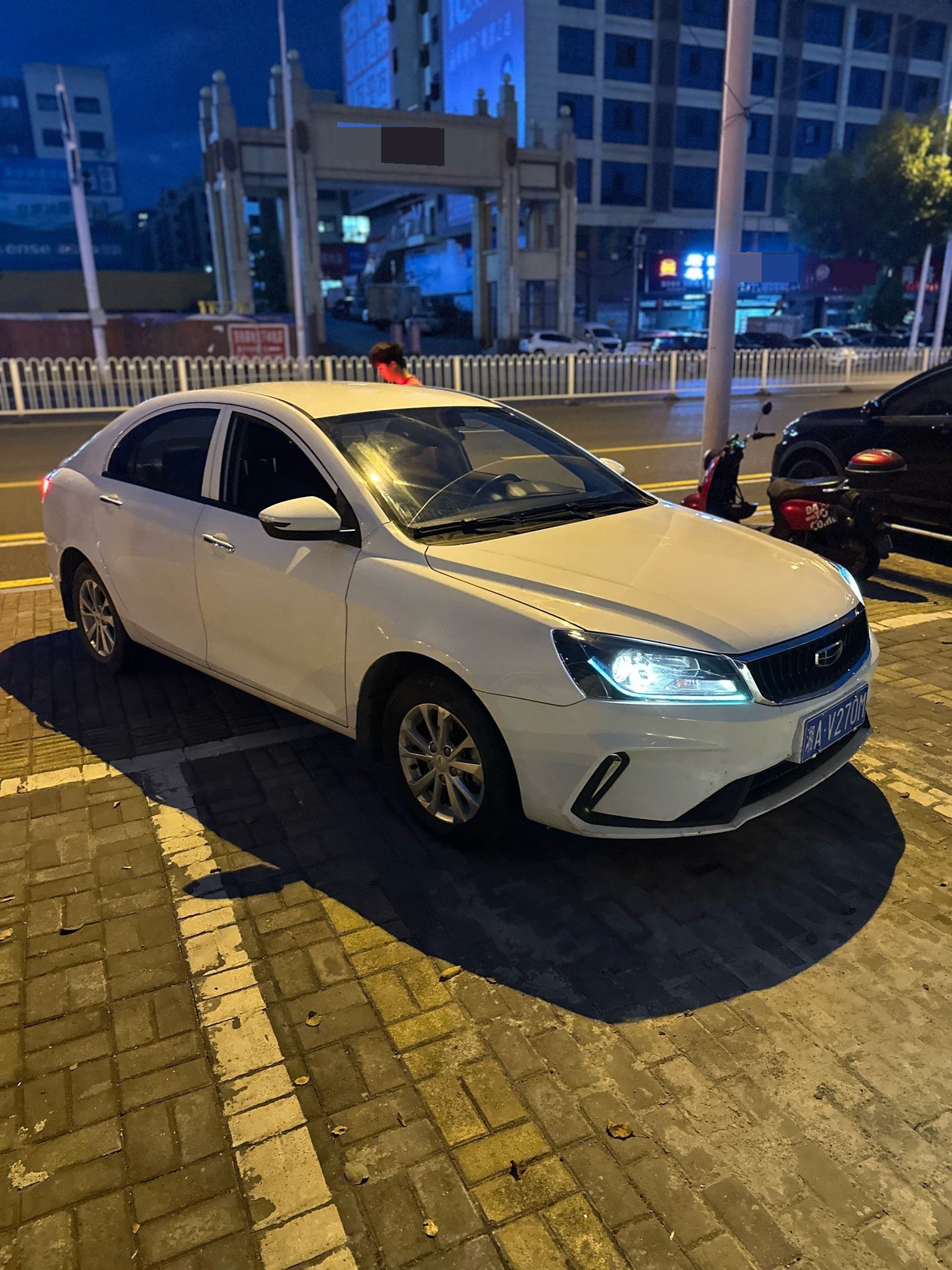 GEELY Emgrand 2021 #3 GEELY Emgrand 2021 car image #3