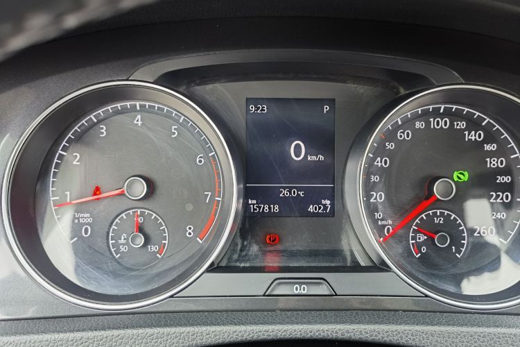Volkswagen Golf 2017 car image #8