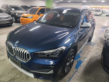 BMW X1 2021 BMW X1 2021 car image